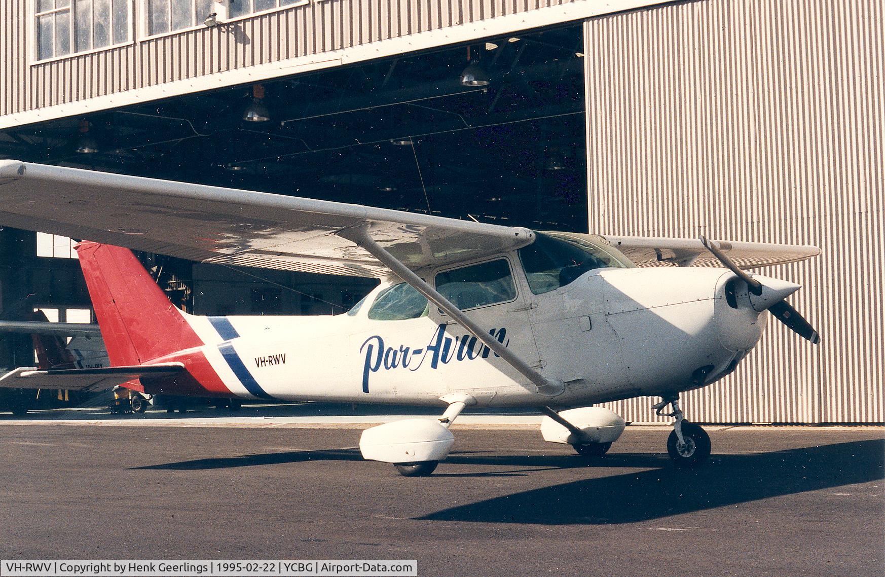 VH-RWV, 1982 Cessna 172P C/N 17275710, Par-Avion