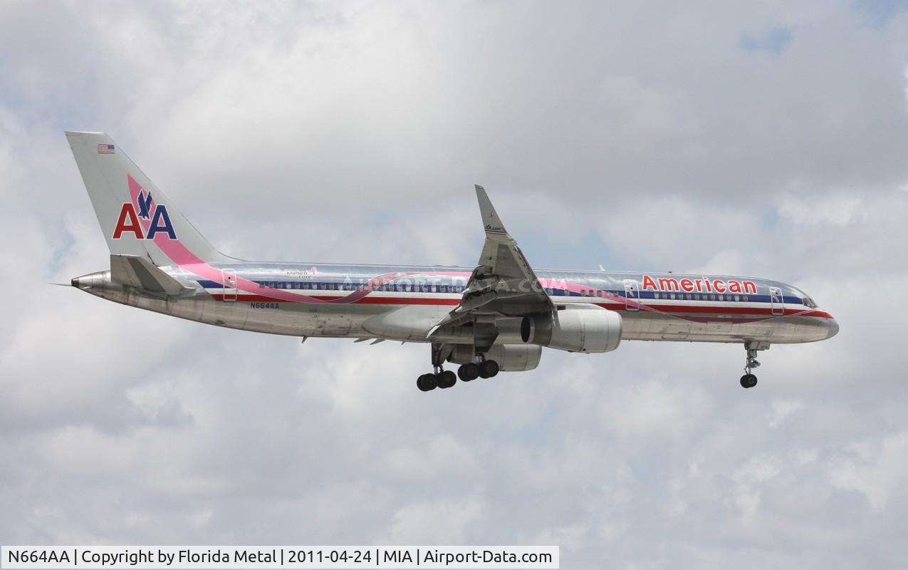 N664AA, 1992 Boeing 757-223 C/N 25298, Breast Cancer Awareness