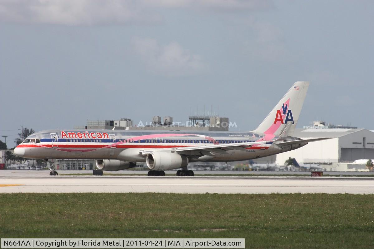 N664AA, 1992 Boeing 757-223 C/N 25298, Breast Cancer Awareness