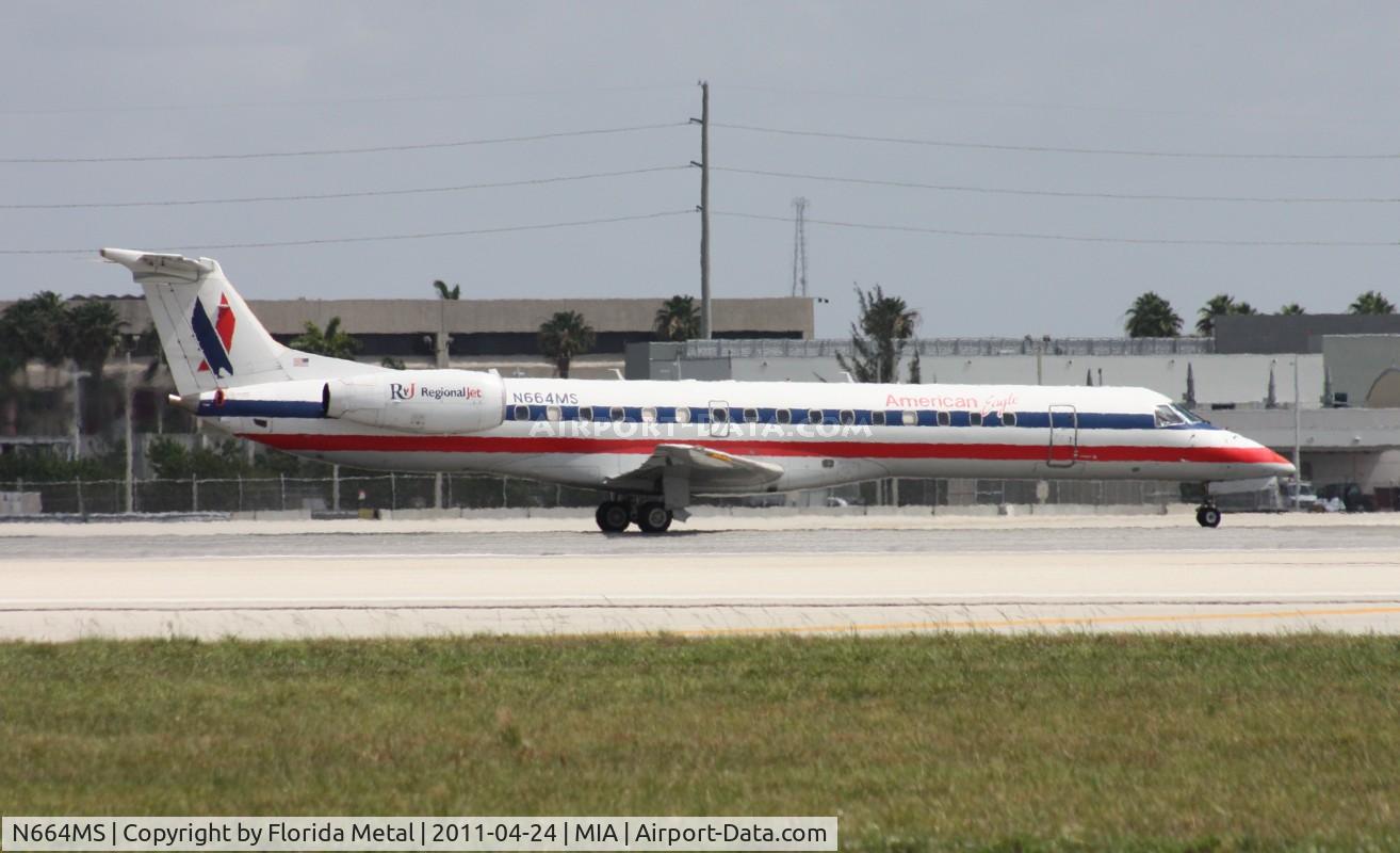N664MS, 2004 Embraer ERJ-145LR (EMB-145LR) C/N 145779, Eagle E145