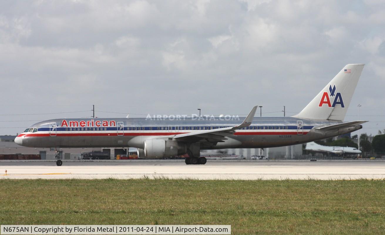 N675AN, 1998 Boeing 757-223 C/N 29425, American 757