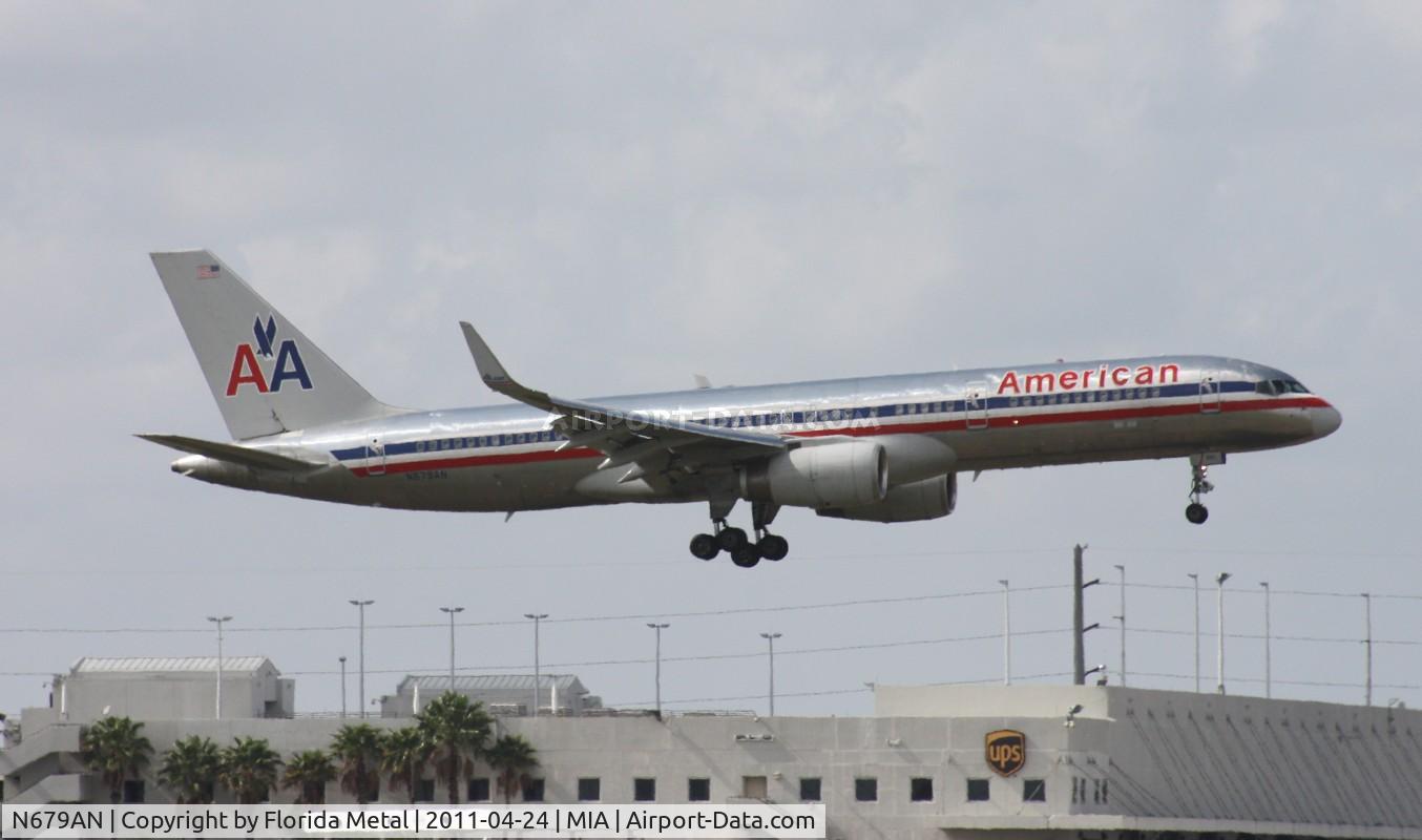 N679AN, 1999 Boeing 757-223F C/N 29589, American 757