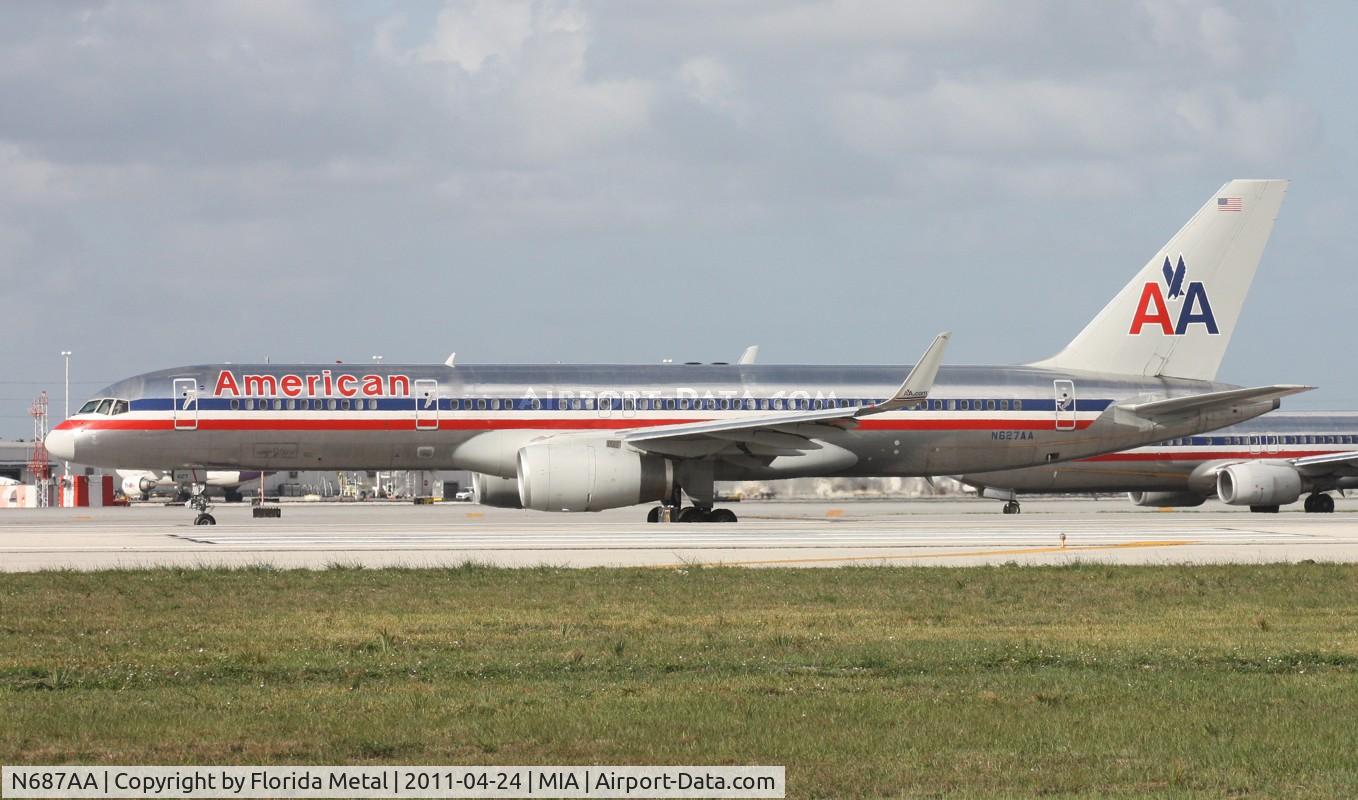 N687AA, 1993 Boeing 757-223 C/N 25695, American 757