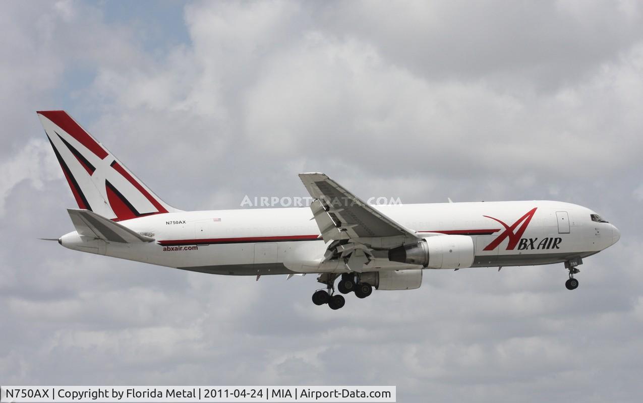 N750AX, 1984 Boeing 767-232 C/N 22227, ABX 767-200