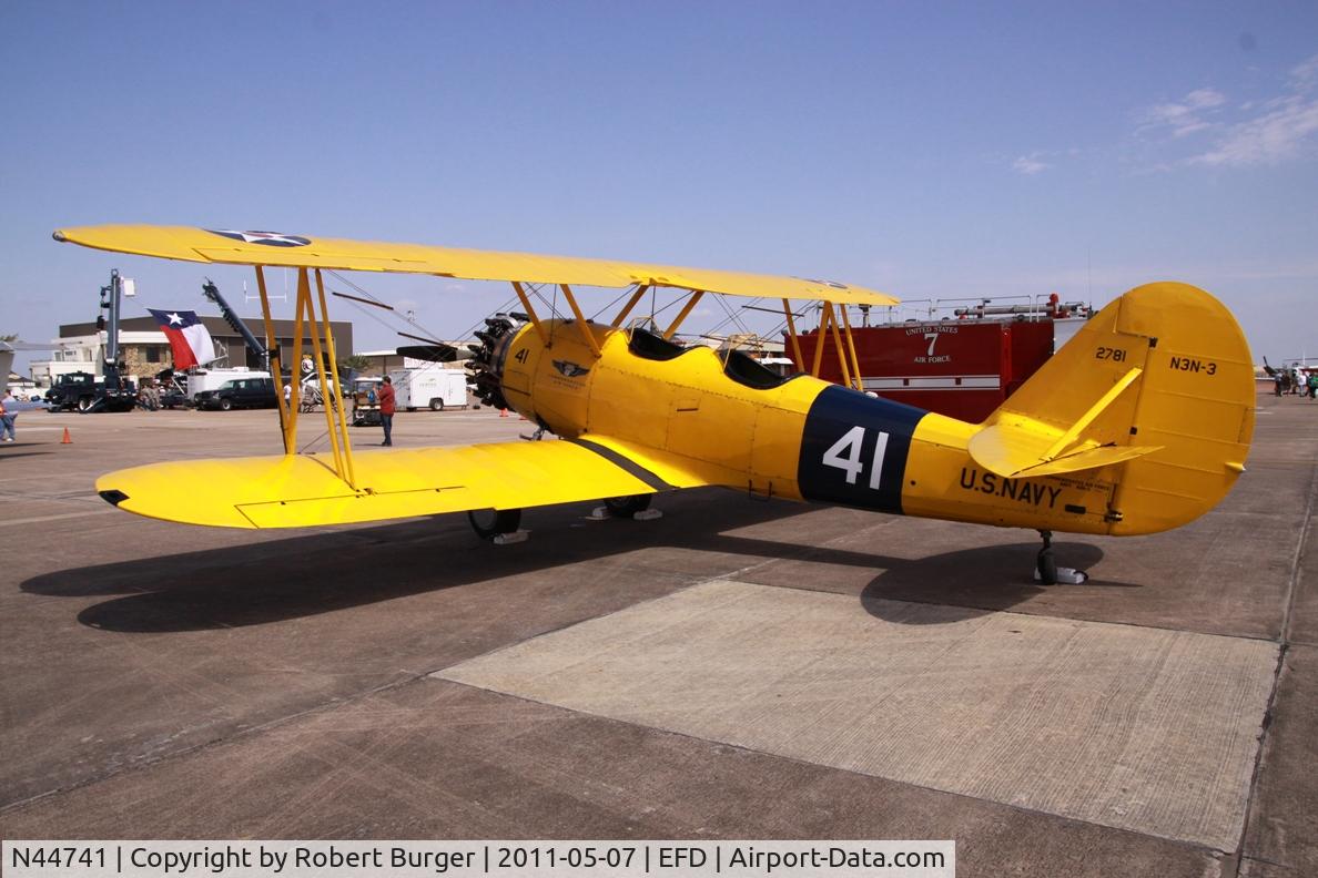 N44741, 1942 Naval Aircraft Factory N3N-3 C/N 2781, At Aeros & Autos Show