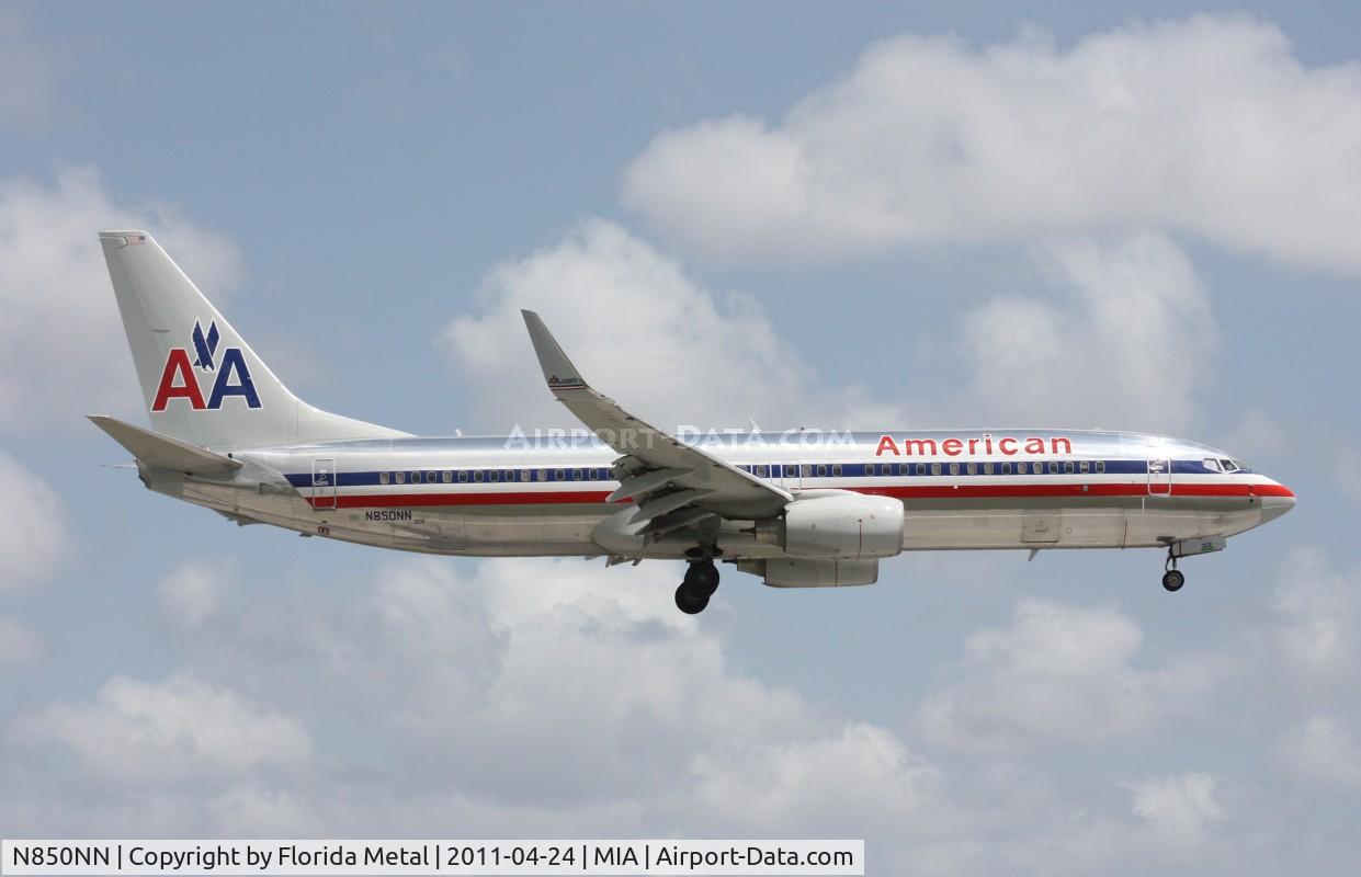 N850NN, 2010 Boeing 737-823 C/N 40580, American 737-800