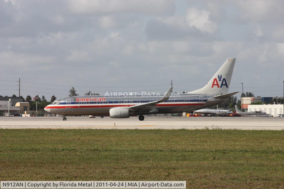 N912AN, 1999 Boeing 737-823 C/N 29513, American 737-800