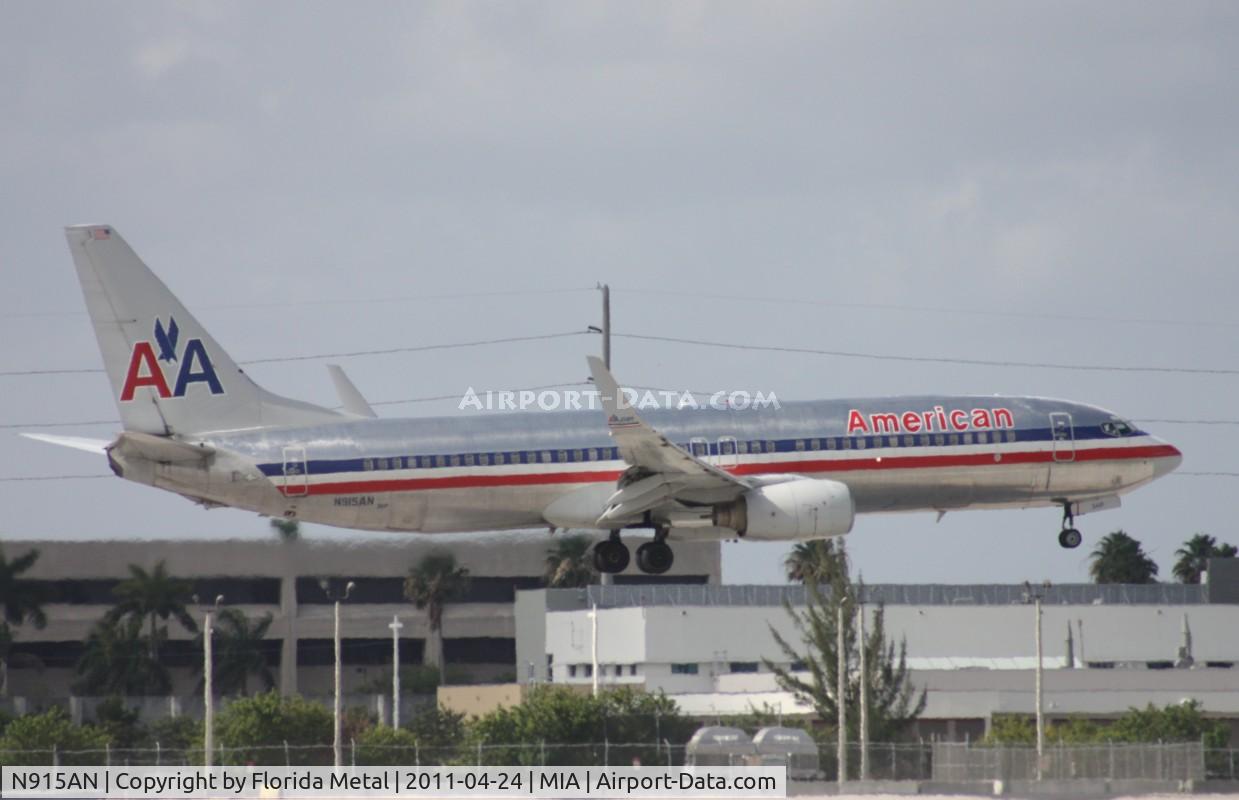 N915AN, 1999 Boeing 737-823 C/N 29516, American 737-800