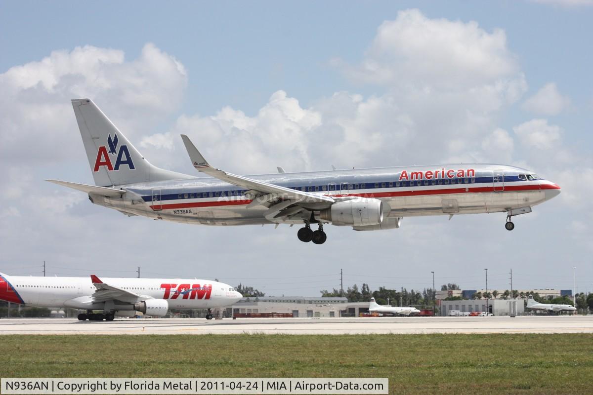 N936AN, 2000 Boeing 737-823 C/N 29532, American 737-800