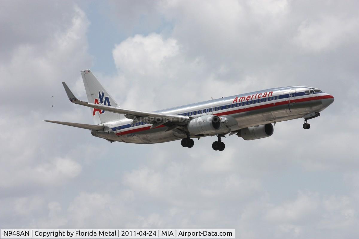 N948AN, 2000 Boeing 737-823 C/N 30086, American 737-800