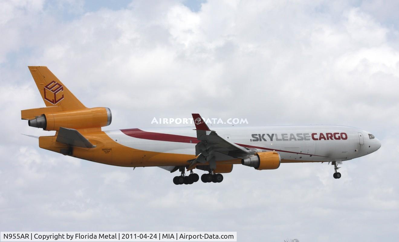 N955AR, 1992 McDonnell Douglas MD-11F C/N 48496, Sky Lease Cargo MD-11