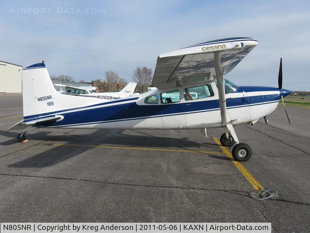 N805NR, 1981 Cessna A185F Skywagon 185 C/N 18504197, Minnesota DNR Cessna A185F Skywagon on the line.