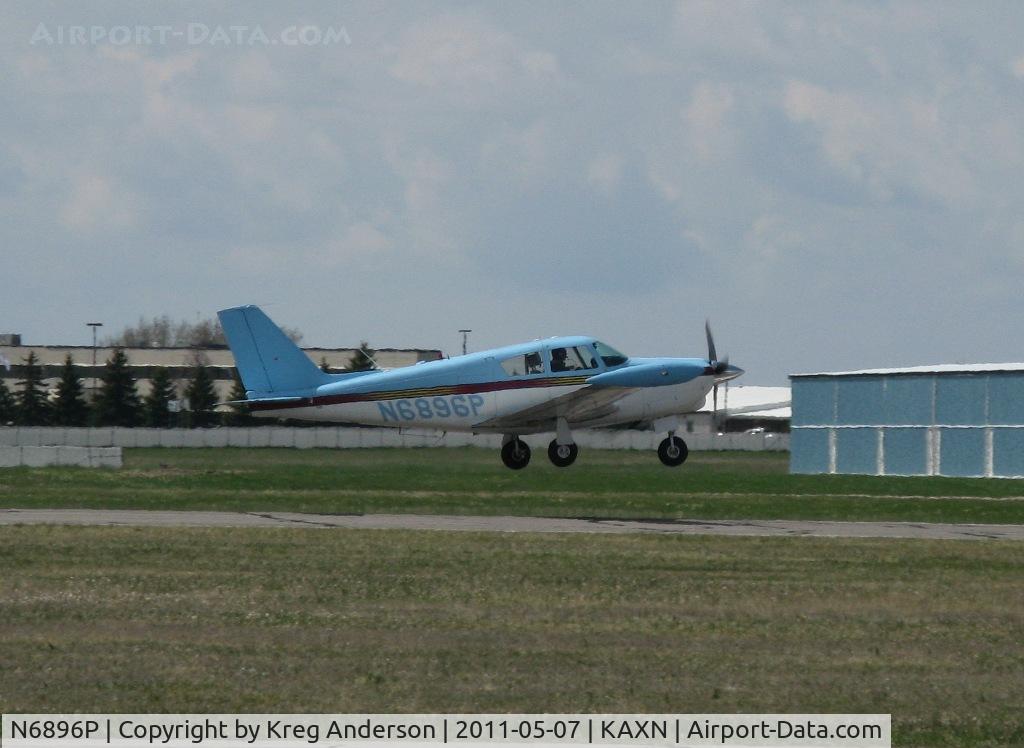 N6896P, 1960 Piper PA-24-250 Comanche C/N 24-2030, Piper PA-24-250 Commanche departing runway 31.