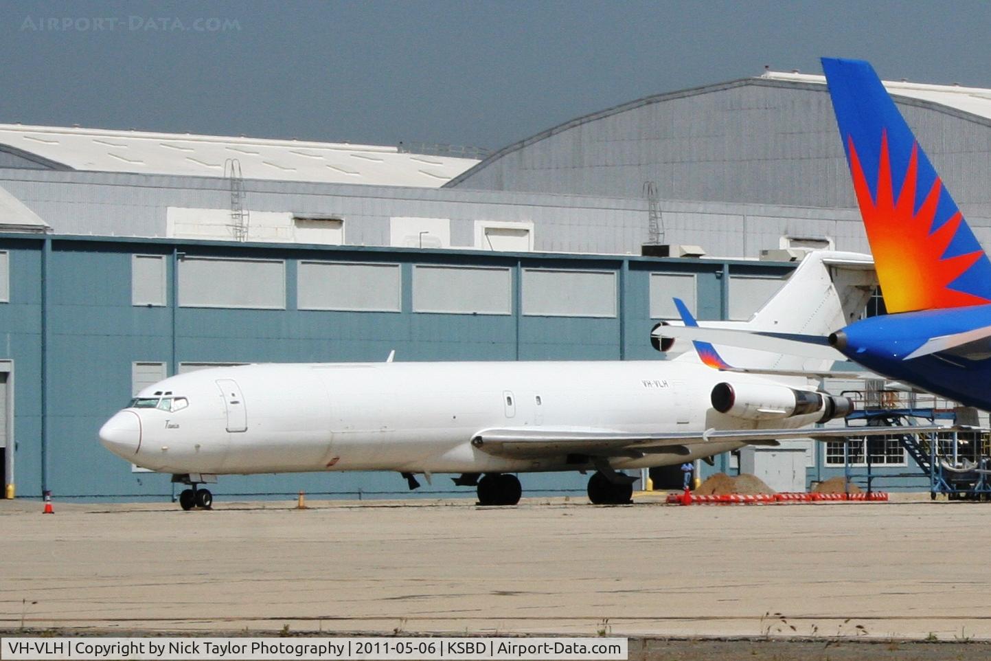 VH-VLH, 1981 Boeing 727-227F C/N 22642, Delivered Aug. 1981 to Ansett Austrailian Airlines as VH-ANB. Flew until 4/26/97 then transfered to DHL as OO-DLB. Then sold to Austrailian Air Express as VH-VLH. 