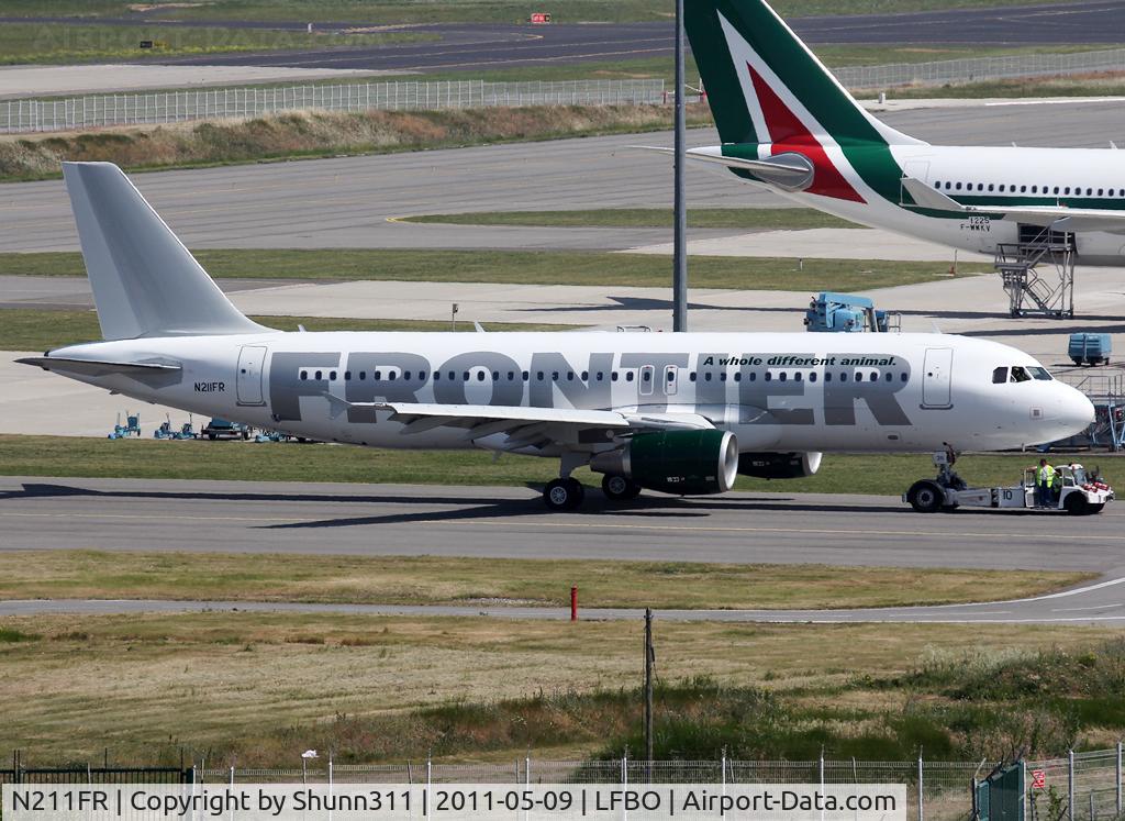 N211FR, 2011 Airbus A320-214 C/N 4688, Ready for delivery... but without tail c/s scheme :|