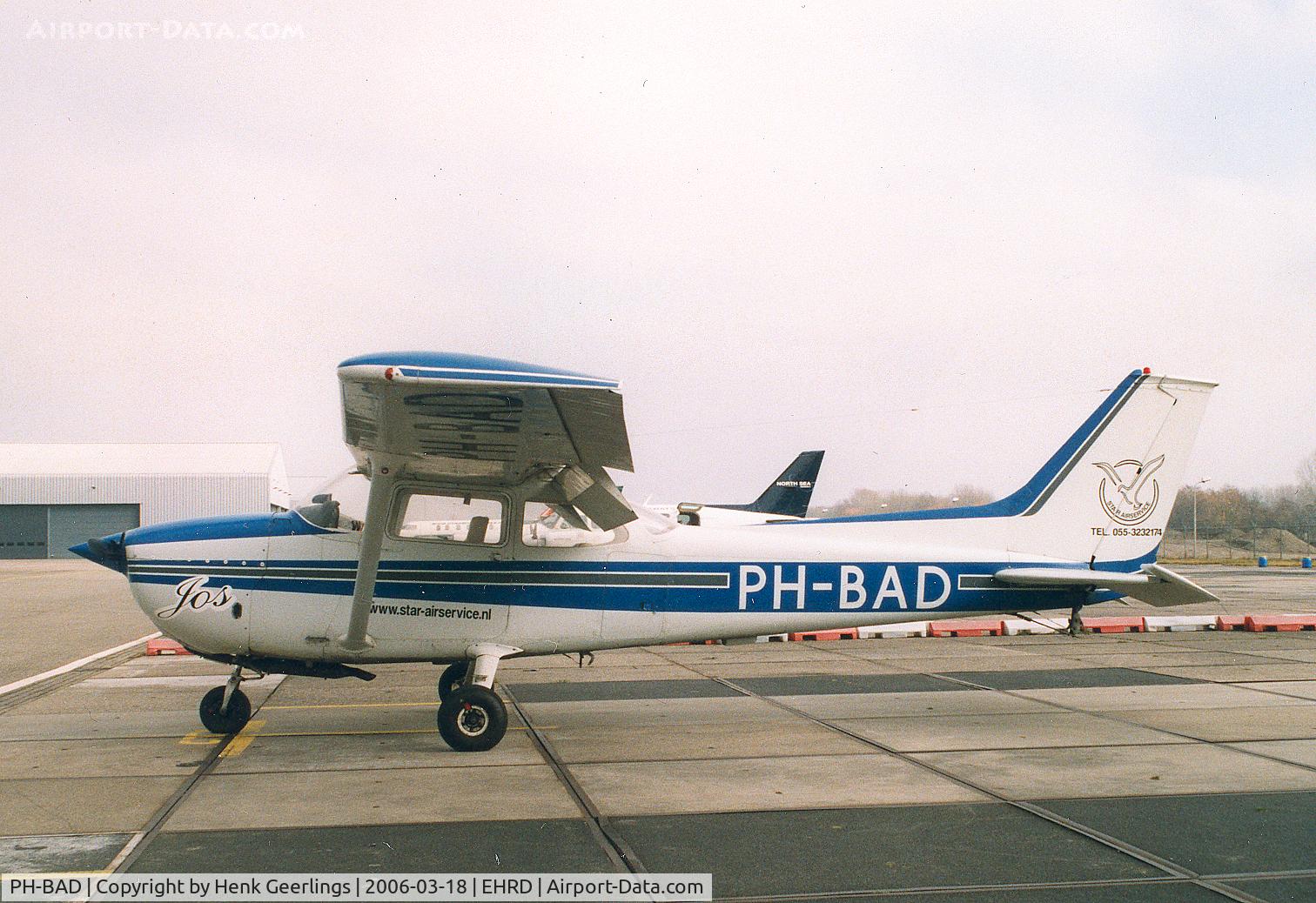 PH-BAD, 1975 Reims F172M ll Skyhawk C/N 1284, Starairservice