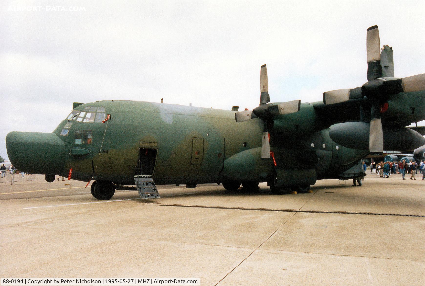 88-0194, 1988 Lockheed MC-130H Combat Talon II C/N 382-5133, Another view of the Mildenhall-based MC-130H Combat Talon II of the 7th Special Operations Squadron on display at the 1995 RAF Mildenhall Air Fete.