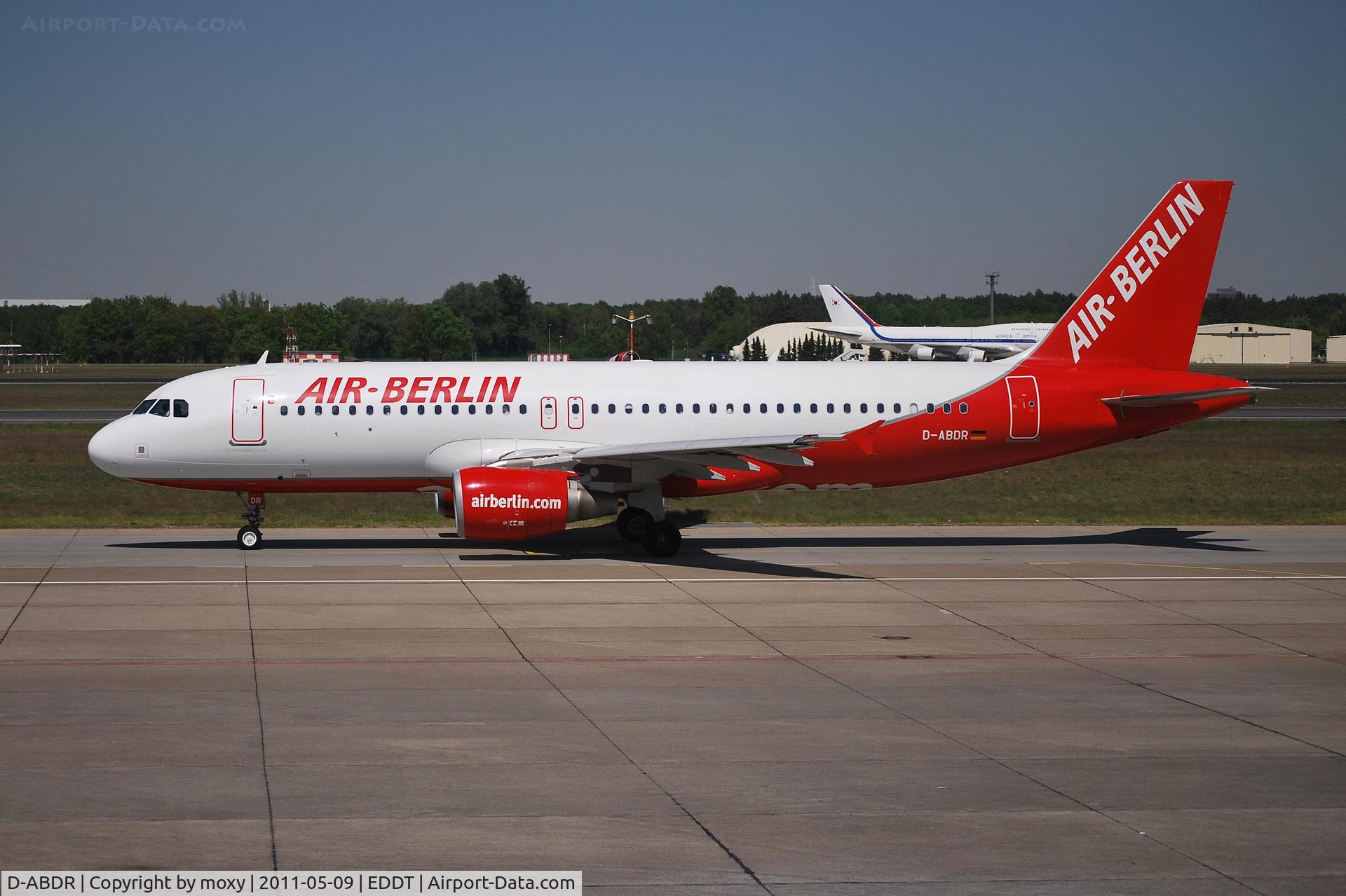 D-ABDR, 2007 Airbus A320-214 C/N 3242, Airbus A320-214 at Berlin Tegel
