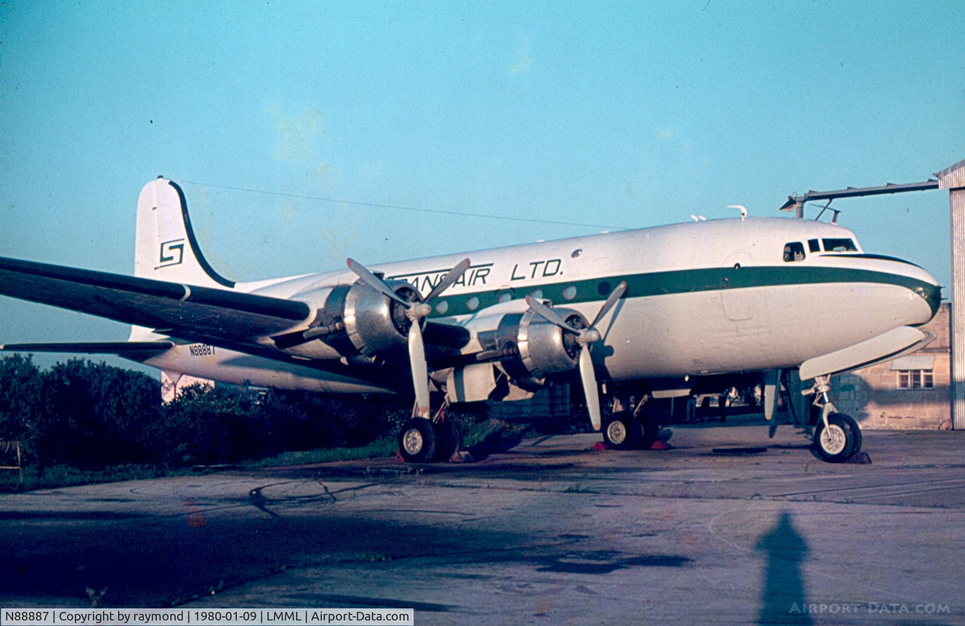 N88887, 1944 Douglas DC-4 Skymaster C/N 27289, DC4 N88887 Transair Ltd