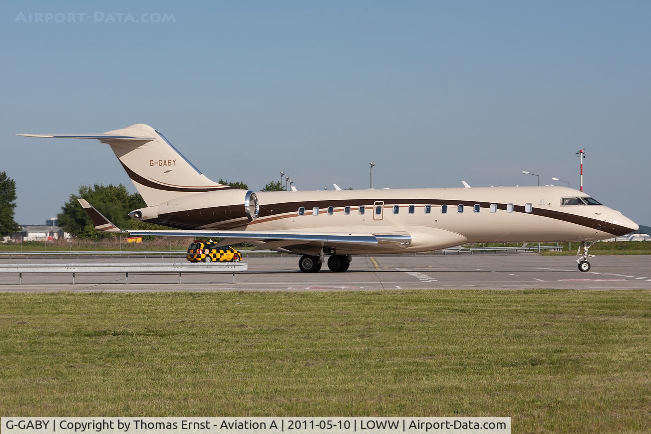 G-GABY, 2009 Bombardier BD-700-1A10 Global Express C/N 9364, taxi out at the GAC