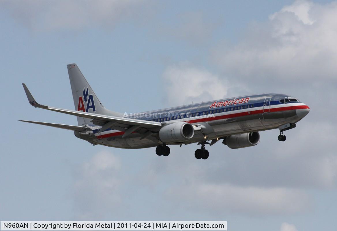 N960AN, 2001 Boeing 737-823 C/N 29542, American 737-800