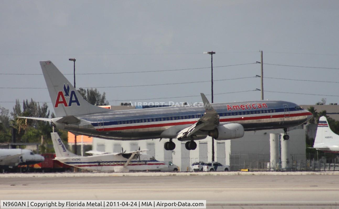 N960AN, 2001 Boeing 737-823 C/N 29542, American 737-800