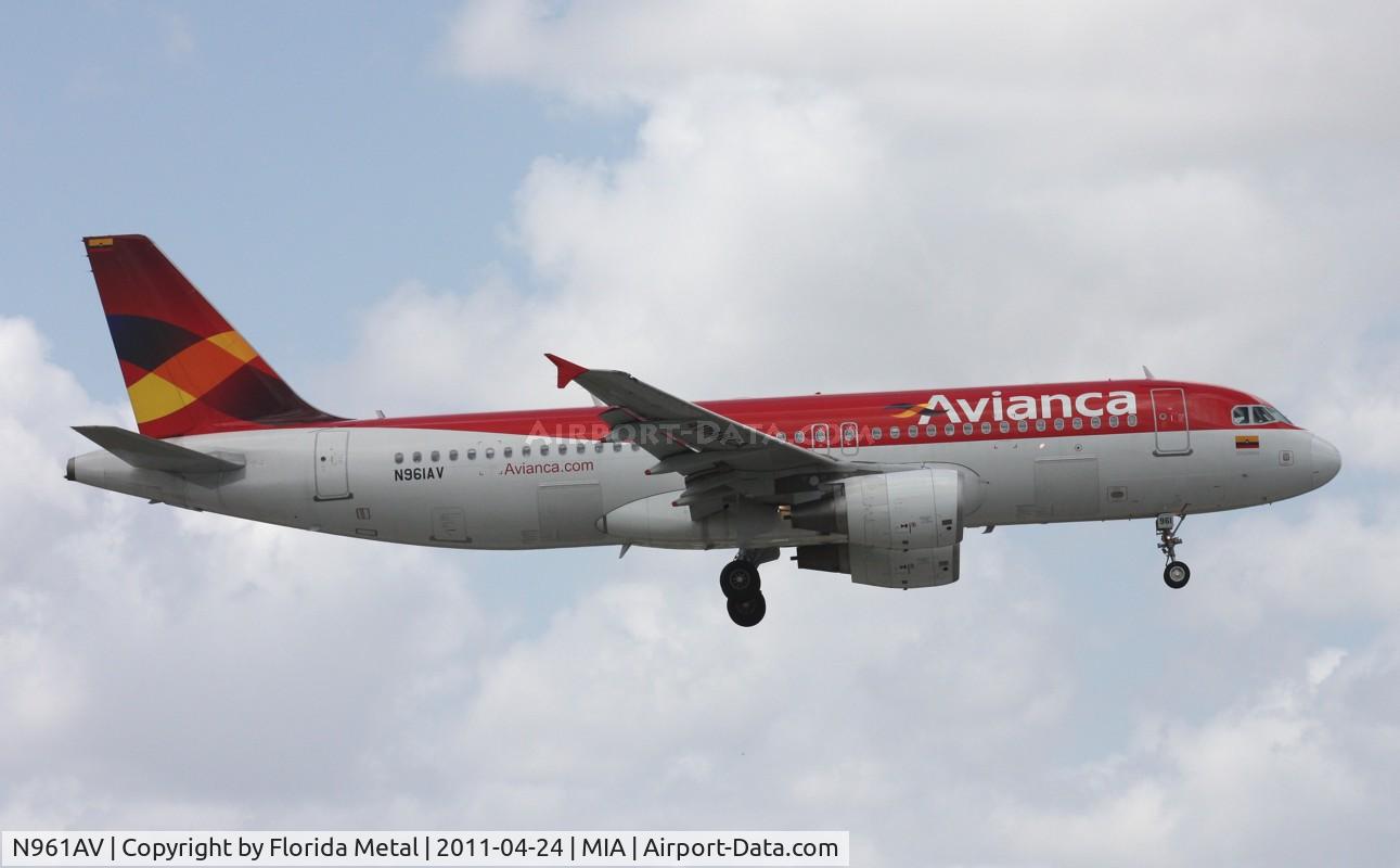 N961AV, 2009 Airbus A320-214 C/N 3961, Avianca A320