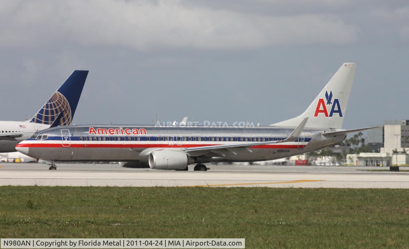 N980AN, 2009 Boeing 737-823 C/N 33203, American 737-800