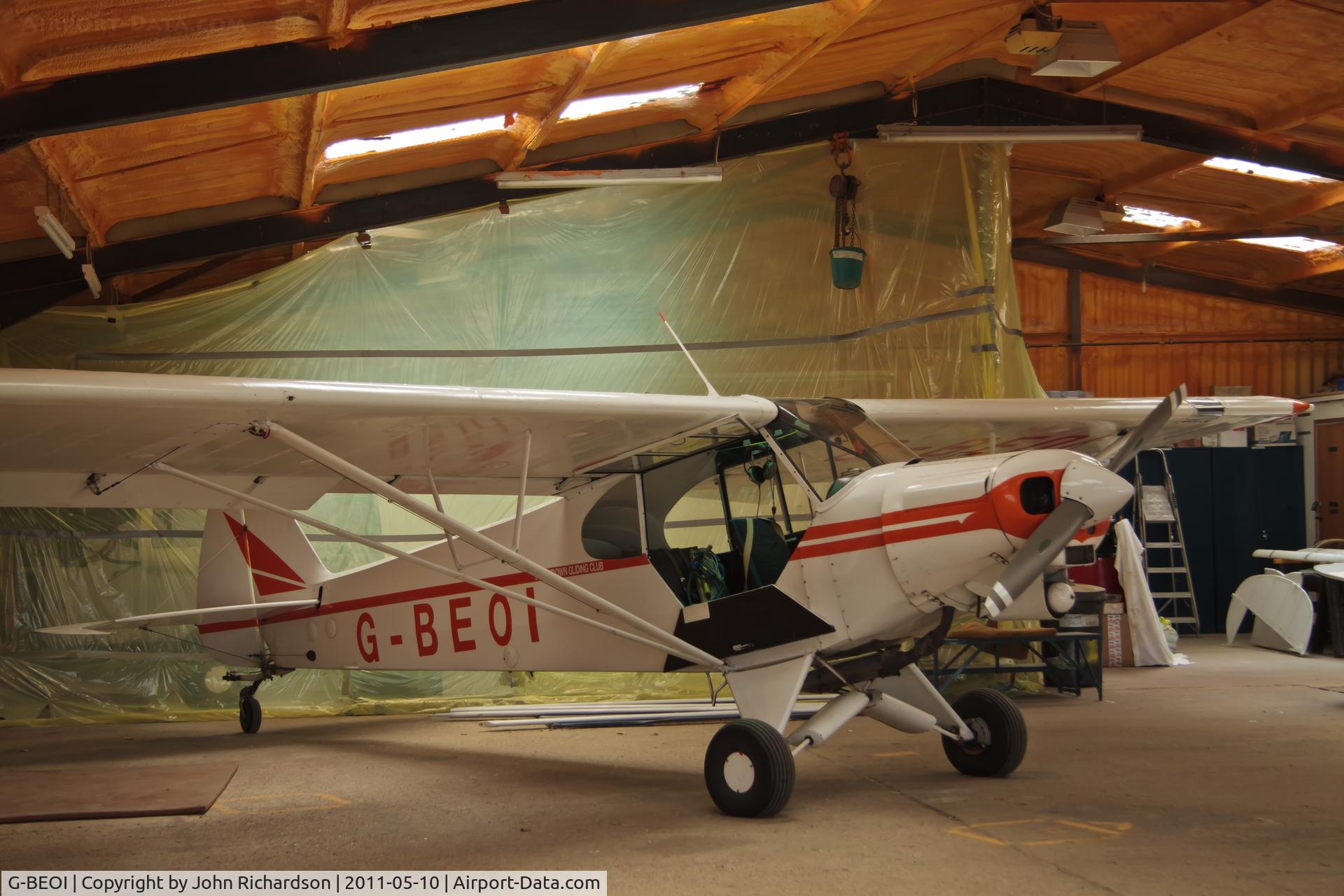 G-BEOI, 1976 Piper PA-18-150 Super Cub C/N 18-7709028, Southdown Gliding Club Glider Tug in the hangar