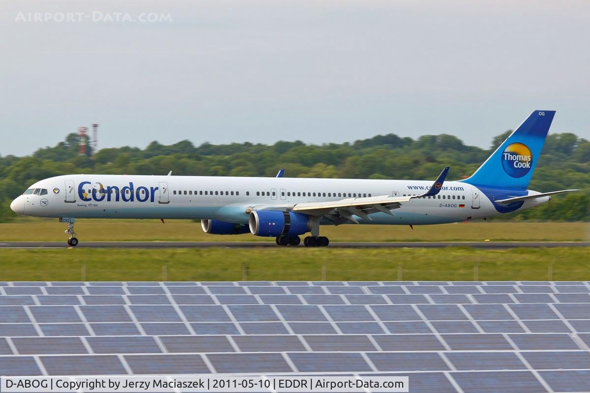 D-ABOG, 1999 Boeing 757-330 C/N 29014, D-ABOG_
Boeing 757-330