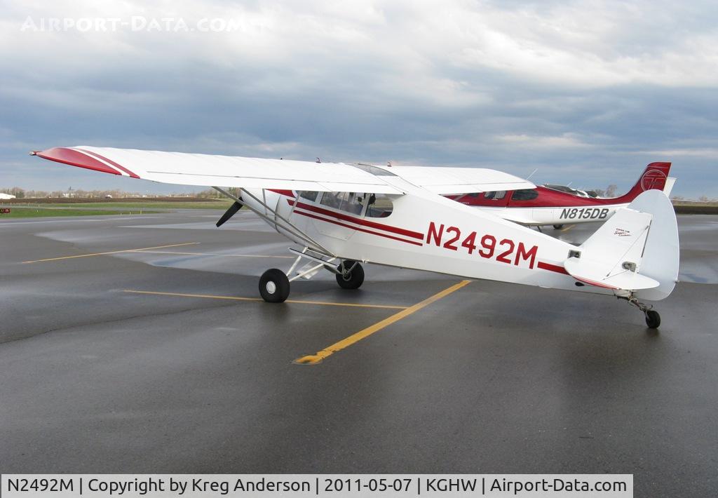 N2492M, 1947 Piper PA-12 Super Cruiser C/N 12-1699, Piper PA-12 Super Cruiser giving Young Eagle rides.