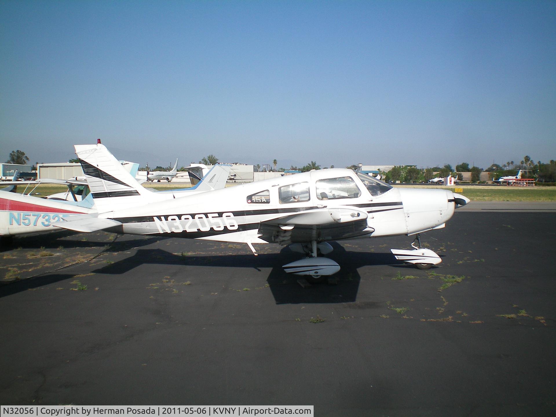 N32056, 1974 Piper PA-28-151 Cherokee Warrior C/N 28-7515056, At Van Nuys