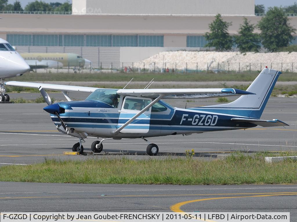 F-GZGD, Cessna TR182 Turbo Skylane RG Turbo Skylane RG C/N R182-00766, POLYTRAVAUX SAS