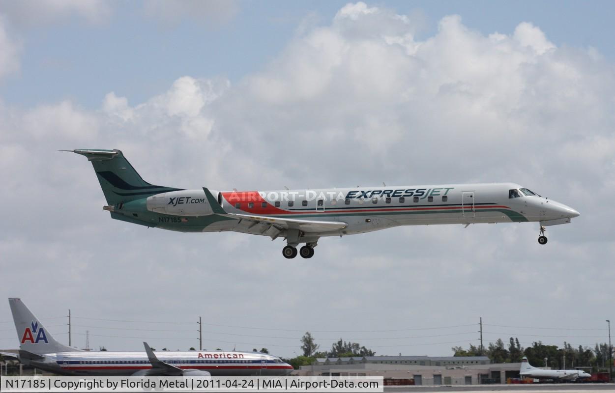 N17185, 2005 Embraer ERJ-145XR (EMB-145XR) C/N 14500922, Express Jet E145XR