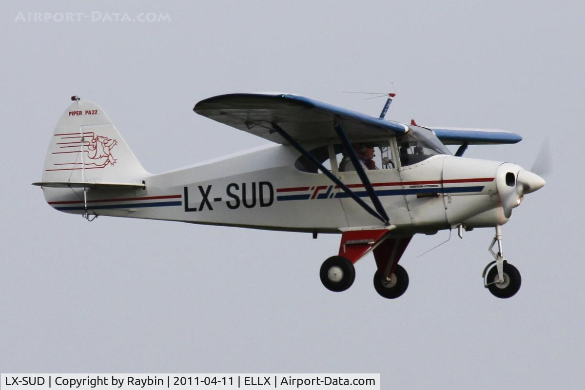 LX-SUD, Piper PA-22-135 Tri-Pacer C/N 22-295, 1 of our oldies