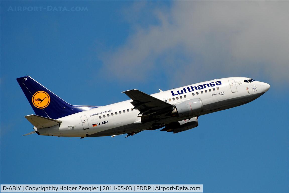 D-ABIY, 1991 Boeing 737-530 C/N 25243, Doesn´t looks like a twenty years old LH-horse for german destinations.