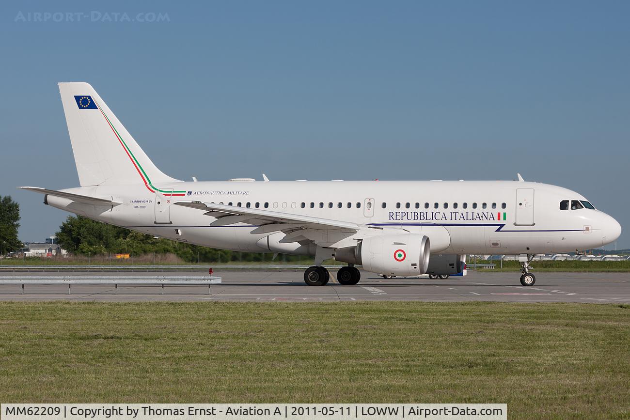 MM62209, 2002 Airbus ACJ319 (A319-115/CJ) C/N 1795, taxi out at the GAC