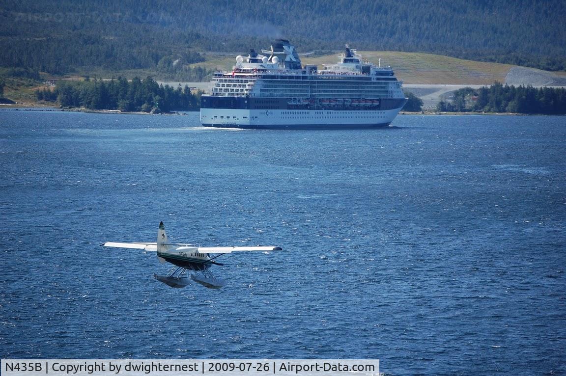 N435B, 1956 De Havilland Canada DHC-3 Otter C/N 183, Landing in the channel near Ketchikan, Alaska, USA