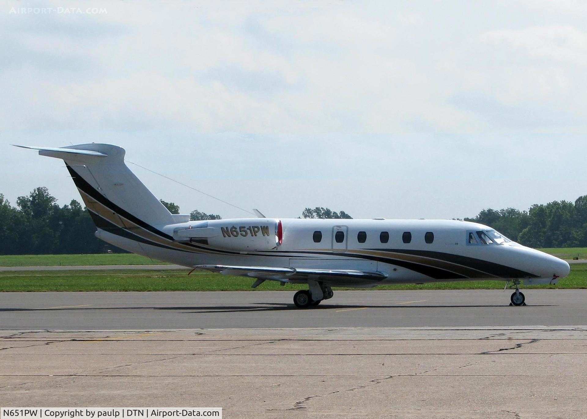 N651PW, 1985 Cessna 650 C/N 650-0090, At Downtown Shreveport.
