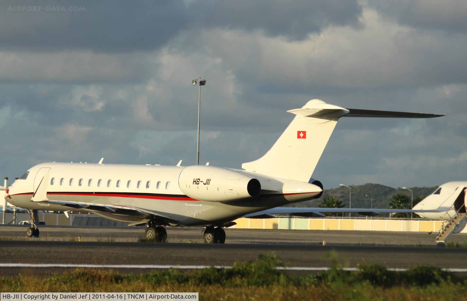 HB-JII, Bombardier BD-700-1A10 Global Express C/N 9367, HB-JII park on the ramp at TNCM
