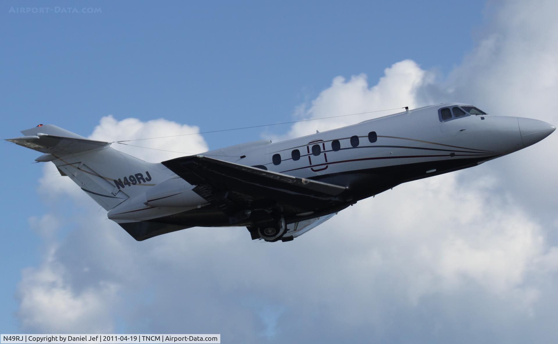 N49RJ, 1977 British Aerospace HS.125-700B C/N 257007, N49RJ departing TNCM