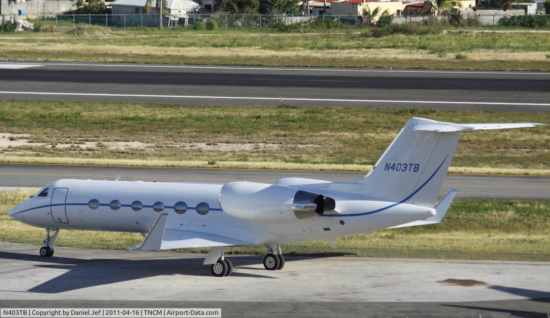 N403TB, 1992 Gulfstream Aerospace G-IV C/N 1191, N403TB park at tne cargo ramp at TNCM