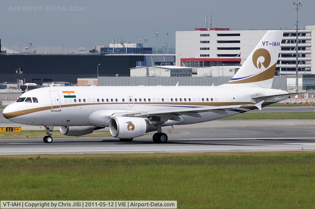 VT-IAH, 2006 Airbus ACJ319 (A319-115/CJ) C/N 2837, Private