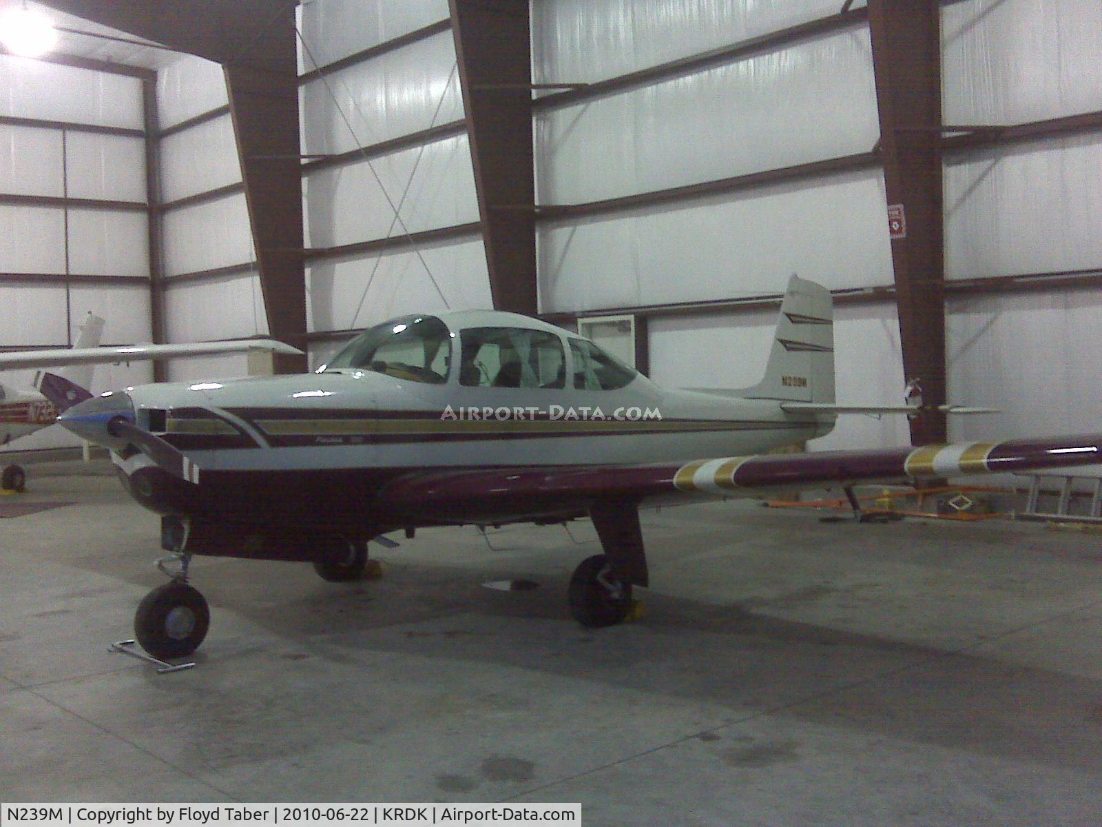 N239M, 1965 Meyers Industries Inc 200D C/N 294, In for a night stay