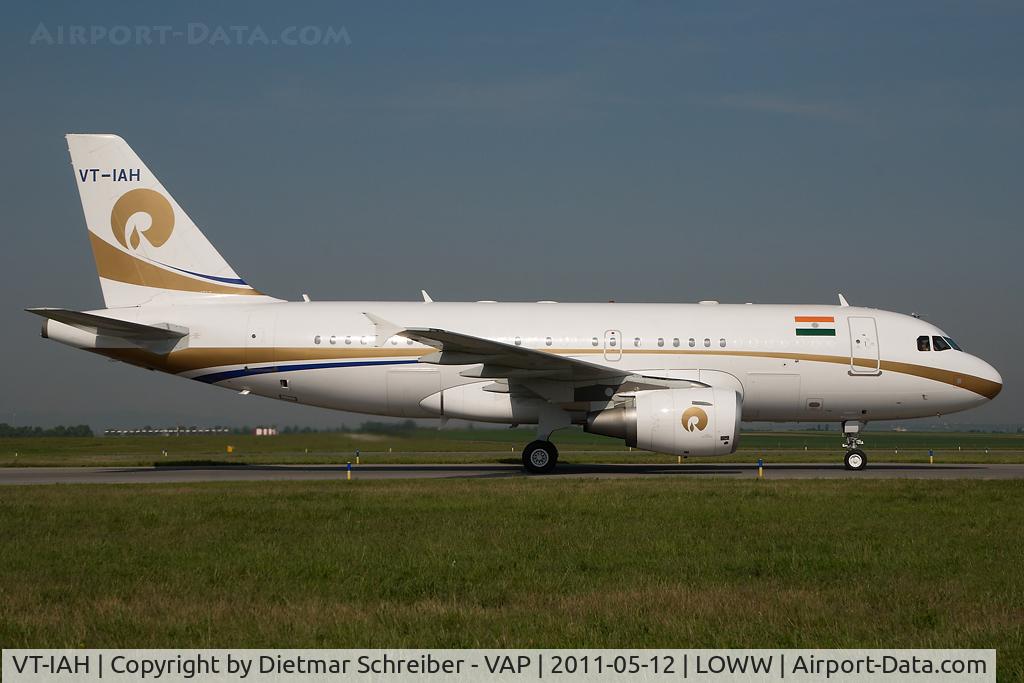 VT-IAH, 2006 Airbus ACJ319 (A319-115/CJ) C/N 2837, Airbus A319