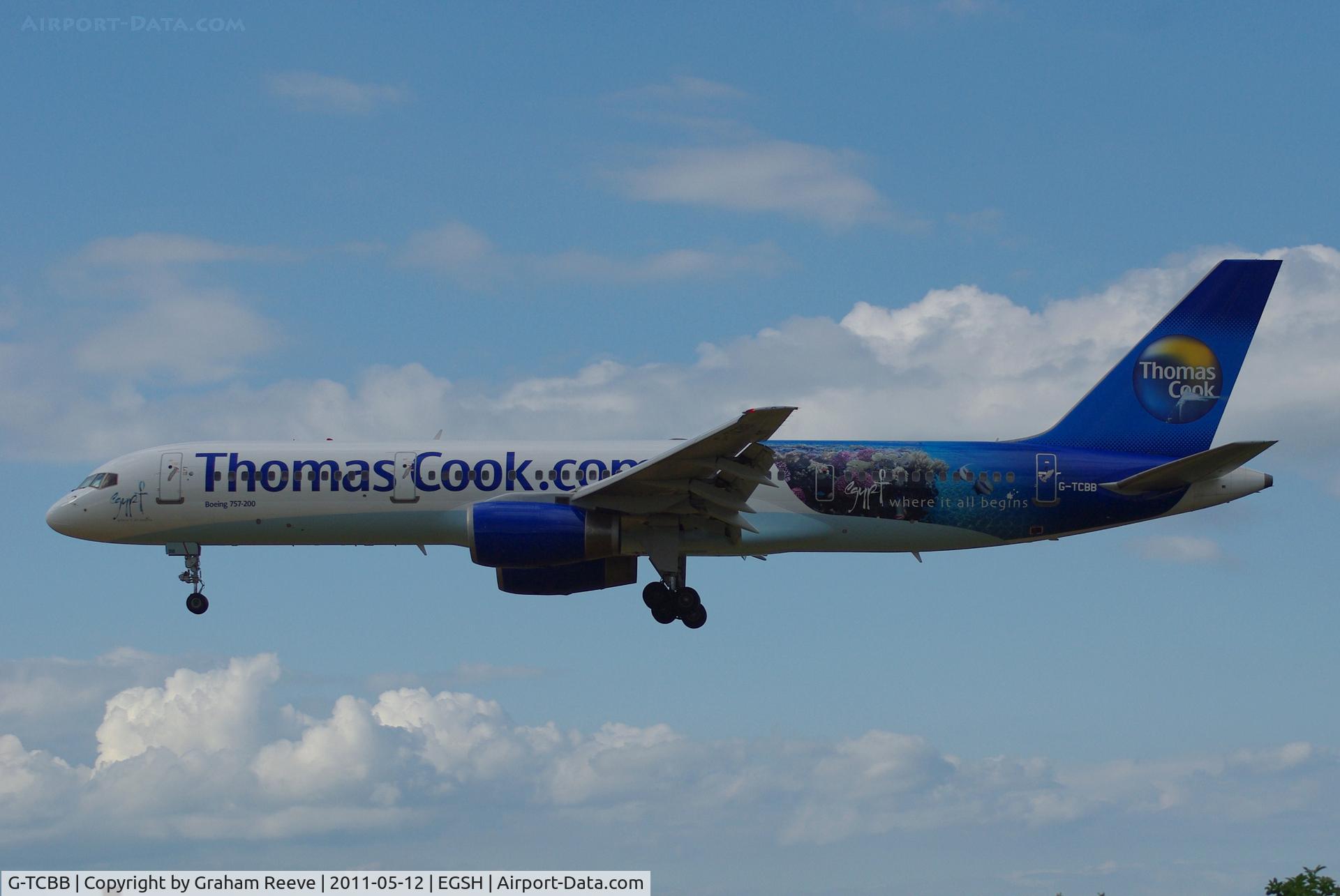 G-TCBB, 1999 Boeing 757-236 C/N 29945, About to touch down.