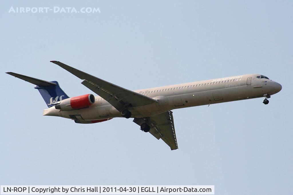LN-ROP, 1985 McDonnell Douglas MD-82 (DC-9-82) C/N 49384, SAS