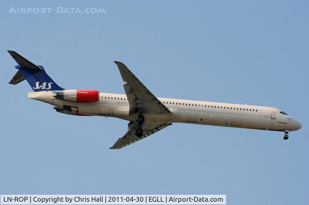 LN-ROP, 1985 McDonnell Douglas MD-82 (DC-9-82) C/N 49384, SAS