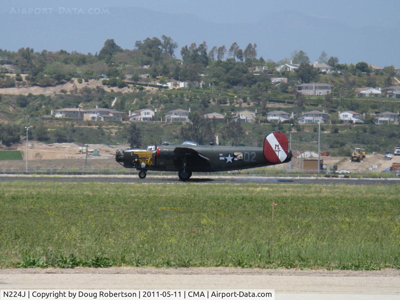 N224J, 1944 Consolidated B-24J-85-CF Liberator C/N 1347 (44-44052), 1944 Consolidated B-24J LIBERATOR 'Witchcraft', four Turbocharged P&W R-1830-65 Twin Wasp 1,200 Hp each. Landing roll Rwy 26
