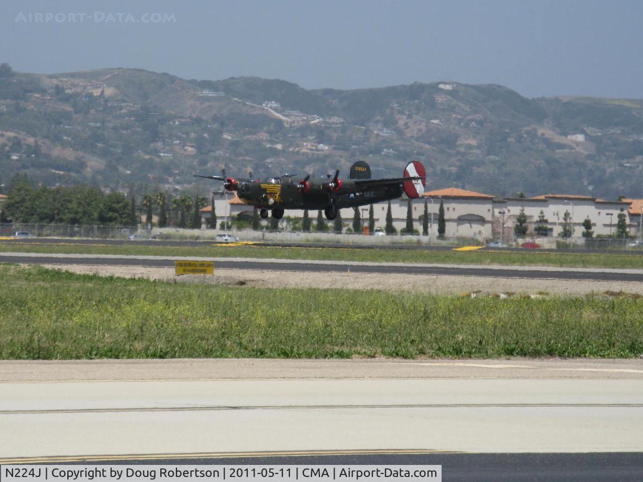N224J, 1944 Consolidated B-24J-85-CF Liberator C/N 1347 (44-44052), 1944 Consolidated B-24J LIBERATOR 'Witchcraft', four Turbocharged P&W R-1830-65 Twin Wasp 1,200 Hp each. World's SOLE REMAINING FLYING EXAMPLE! On final Rwy 26